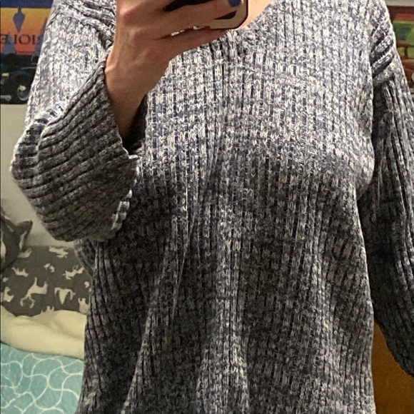 Boutique sweater Prime Elements - Picture 2 of 13